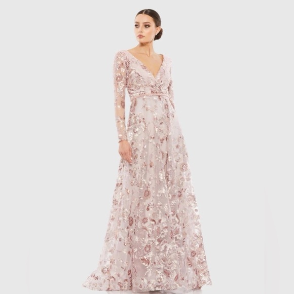 Mac Duggal Embellished V Neck Illusion Long Sleeve A Line Gown Size 16. - Picture 1 of 12